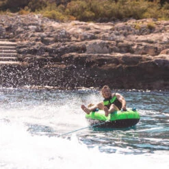 BOUEE TRACTEE JOBE VERT RUMBLE PACKAGE -Surf Équipement Boutique bouee tractee jobe vert rumble package 6