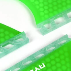 DÉRIVES SURFKITE RYDE DRAW FUTURES HONEYCOMB MEDIUM THRUSTER (3) -Surf Équipement Boutique derives surfkite ryde draw futures honeycomb medium thruster 3 4