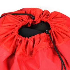 SAC A COMBINAISON HOWZIT ROUGE -Surf Équipement Boutique sac a combinaison howzit rouge 3
