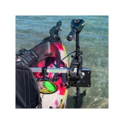 SUPPORT MOTEUR KAYAK RAILBLAZA 9 SUPPORT MOTEUR KAYAK RAILBLAZA -Surf Équipement Boutique support moteur kayak railblaza 4